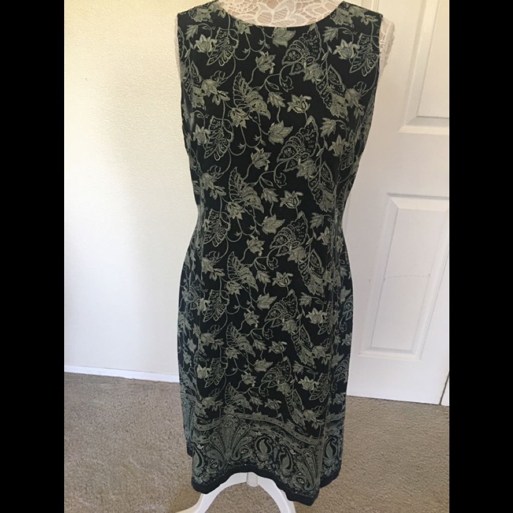 Tommy Bahama dress lined like new